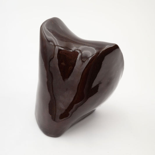 Anthropomorphe Form dunkler Glanz